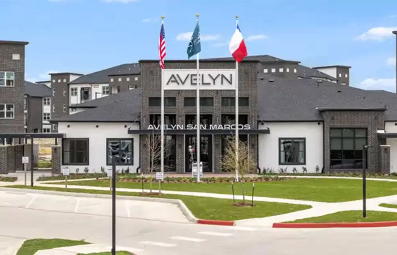 Whisper (Avelyn San Marcos)