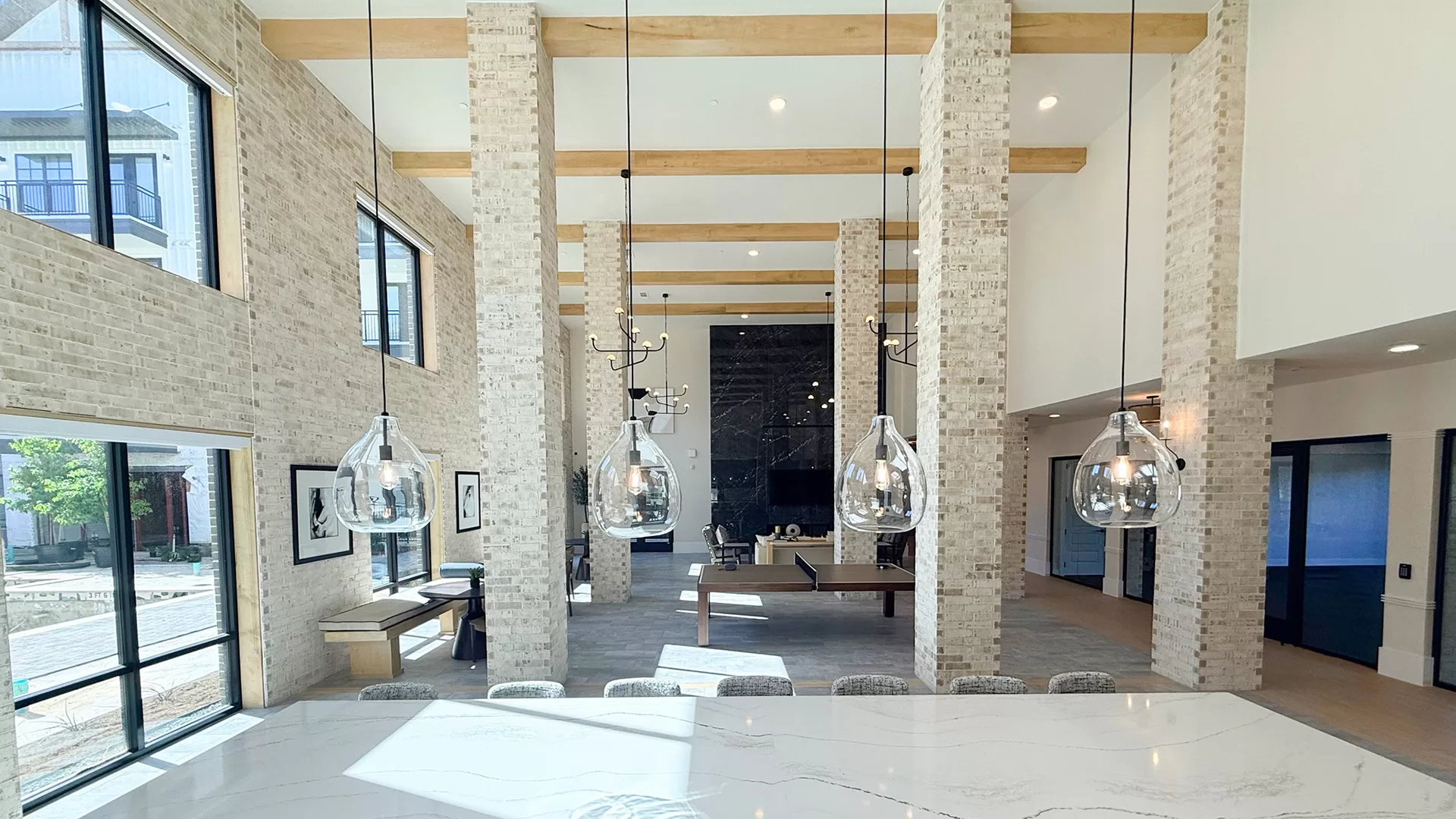 Hudson-Club-interior